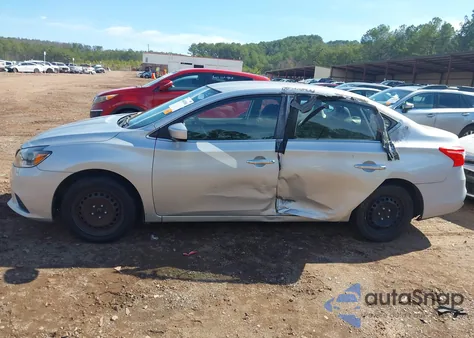 2018 Nissan Sentra S z USA, uszkodzony, nr VIN 3N1AB7AP9JY246252